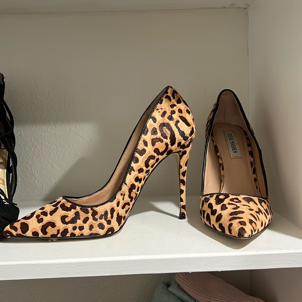 Steve Madden pumps